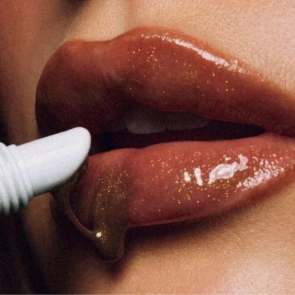 Rhode cinnamon Roll Lip Tint Limited Edition Brand new - Picture 11 of 13